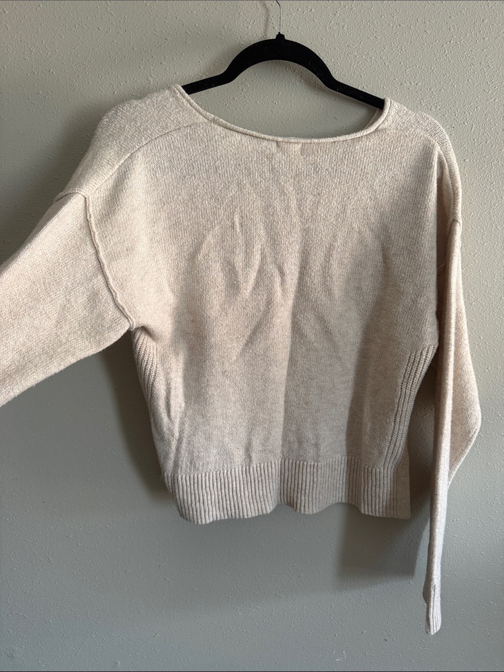 Auden Beige V-Neck Center-Seam Pullover Sweater - Picture 3 of 3